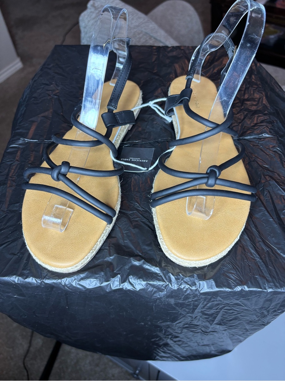 American Eagle Outfitters Black Strappy Tubular Sandals Size 8 NEW Classic Basic